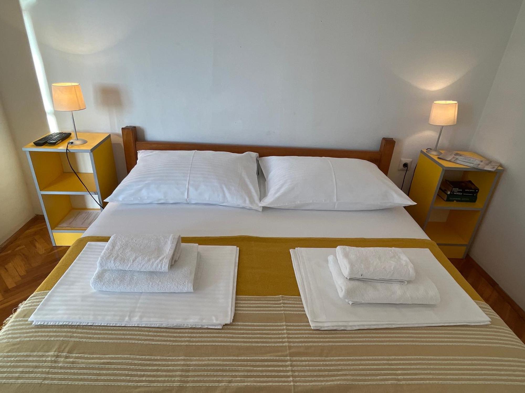 Apartmani Ivan Трогір Екстер'єр фото